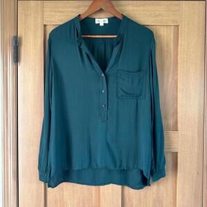 Cloth & Stone Anthropologie Emerald Green Long Sleeve Button Blouse Women’s XS​